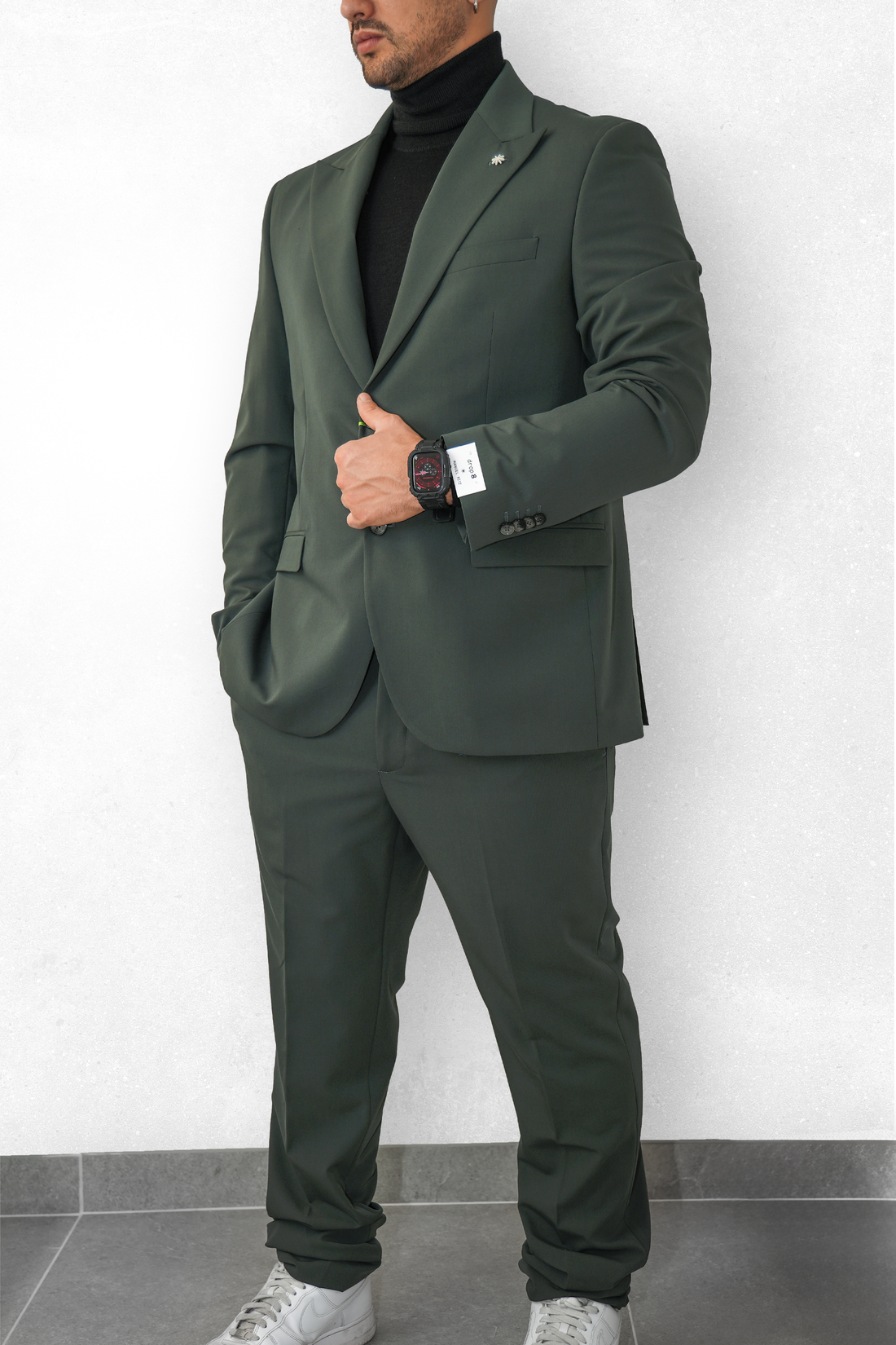 Manuel Ritz abito